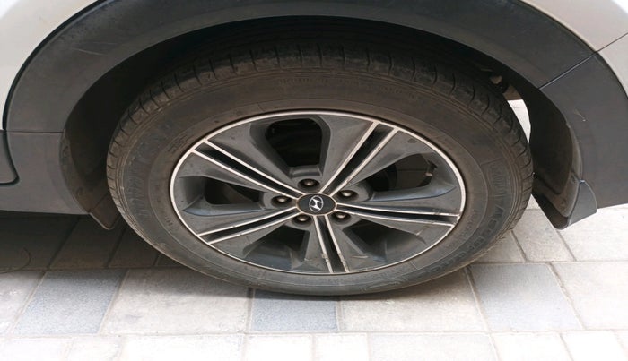 2016 Hyundai Creta SX PLUS AT 1.6 PETROL, Petrol, Automatic, 79,330 km, tyre