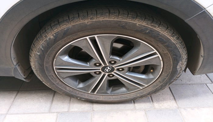 2016 Hyundai Creta SX PLUS AT 1.6 PETROL, Petrol, Automatic, 79,330 km, tyre