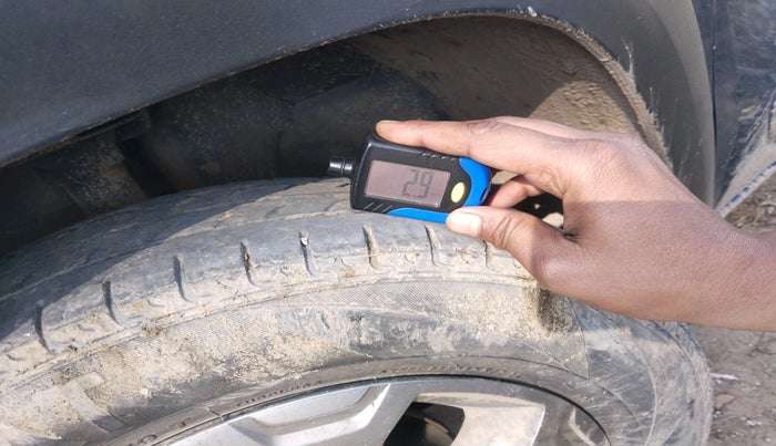 2018 Renault Kwid CLIMBER 1.0, Petrol, Manual, 67,345 km, tyre