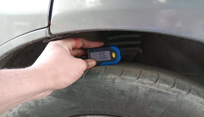 2017 Maruti Eeco 5 STR WITH A/C+HTR, Petrol, Manual, 1,41,147 km, tyre