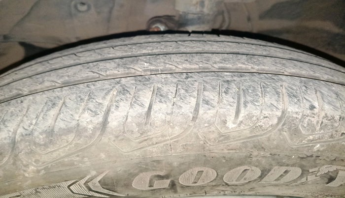 2017 Honda Jazz 1.2L I-VTEC V AT, Petrol, Automatic, 48,599 km, tyre