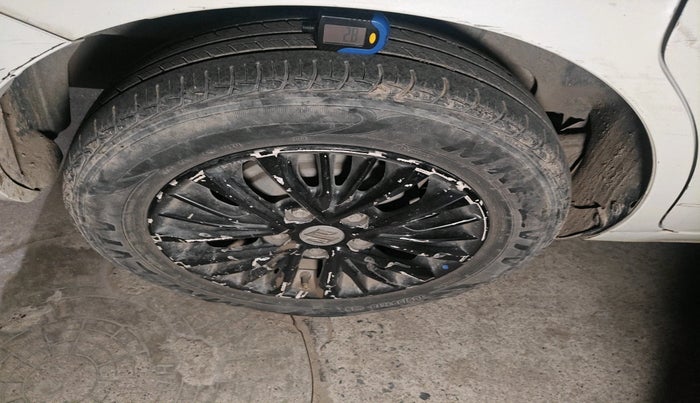 2021 Maruti Ertiga VXI CNG, Petrol, Manual, 89,306 km, tyre