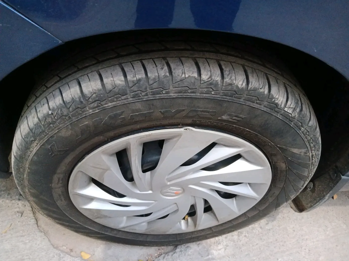 2021 Maruti Ertiga VXI SHVS, CNG, Manual, 91,708 km, tyre