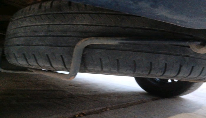 2021 Maruti Ertiga VXI SHVS, CNG, Manual, 91,708 km, tyre