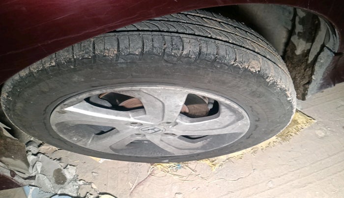 2016 Honda City 1.5L I-DTEC V, Diesel, Manual, 87,474 km, tyre