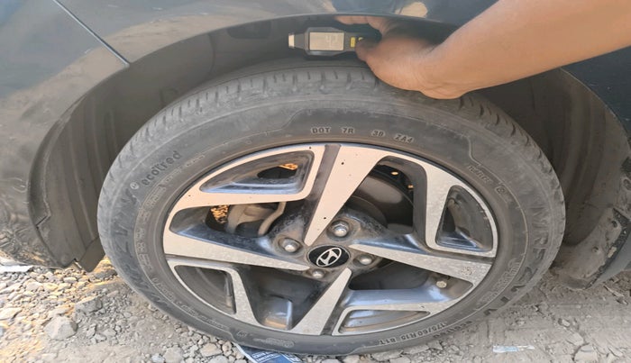 2023 Hyundai AURA SX 1.2 CNG, Petrol, Manual, 67,465 km, tyre