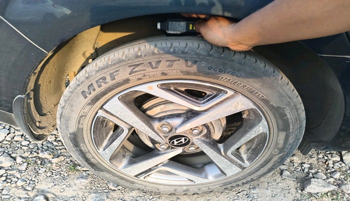 2023 Hyundai AURA SX 1.2 CNG, Petrol, Manual, 67,465 km, tyre