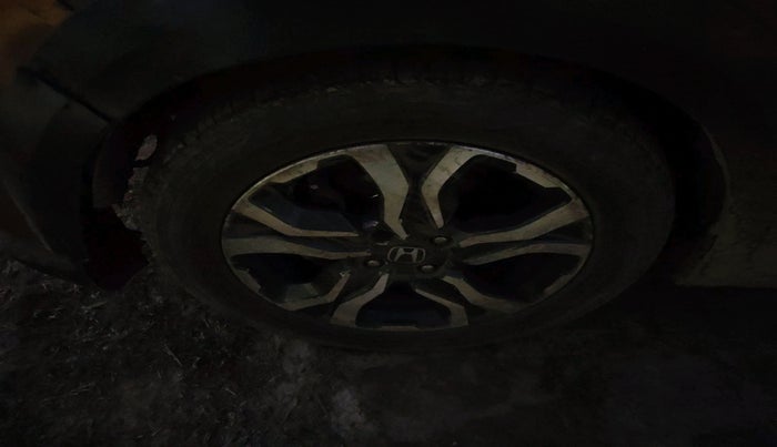 2017 Honda WR-V 1.5L I-DTEC VX MT, Diesel, Manual, 2,10,037 km, tyre