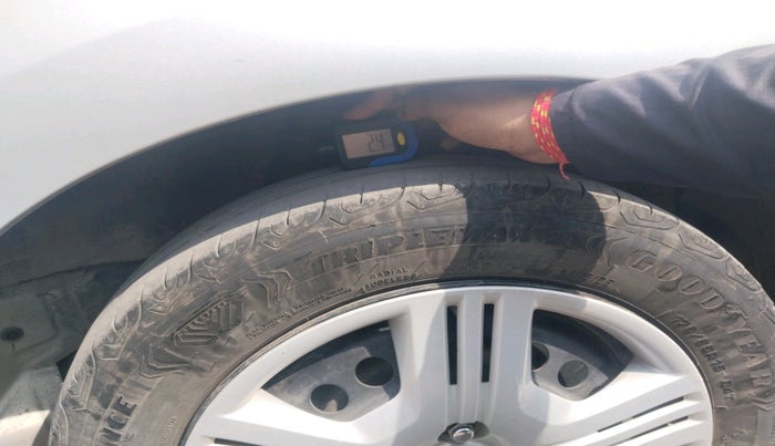 2013 Honda City 1.5L I-VTEC E MT, Petrol, Manual, 1,56,263 km, tyre