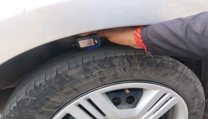 2013 Honda City 1.5L I-VTEC E MT, Petrol, Manual, 1,56,263 km, tyre