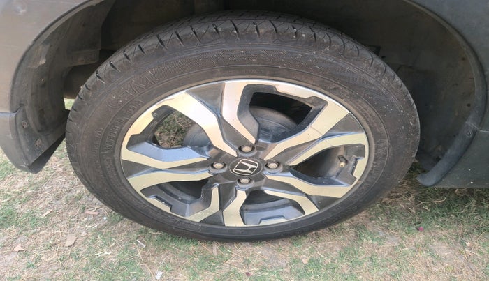 2017 Honda WR-V 1.5L I-DTEC VX MT, Diesel, Manual, 1,80,293 km, tyre