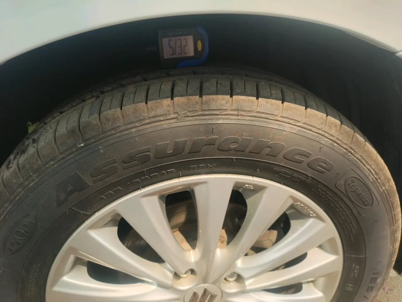 2020 Maruti Ciaz DELTA 1.5 SHVS MT PETROL, Petrol, Manual, 61,000 km, tyre