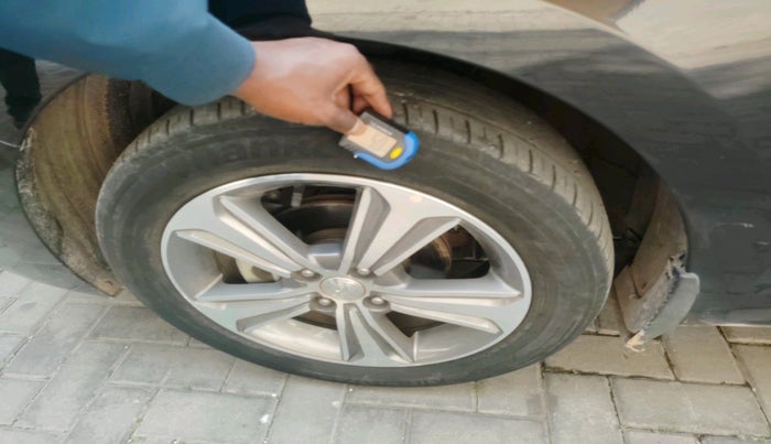 2019 Hyundai Verna 1.6 VTVT SX O, Petrol, Manual, 15,260 km, tyre