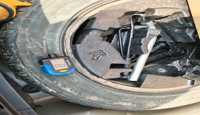 2019 Skoda Octavia 2.0 TDI L&K AT, Diesel, Automatic, 94,066 km, tyre