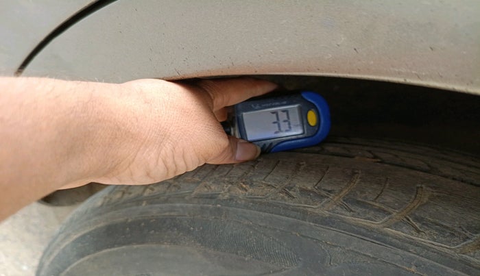 2012 Nissan Sunny XV DIESEL, Diesel, Manual, 1,10,557 km, tyre