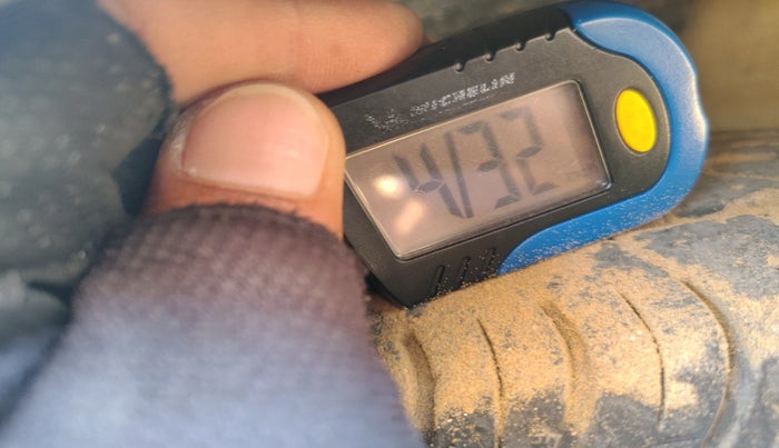 2016 Maruti Celerio ZXI AMT, Petrol, Automatic, 74,158 km, tyre