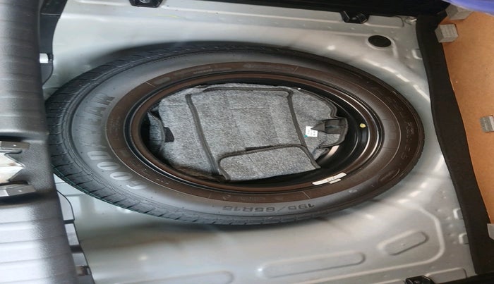 2023 KIA SONET HTK PLUS 1.2, Petrol, Manual, 2,150 km, tyre