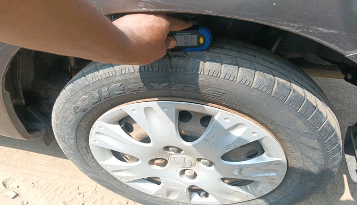 2013 Honda Amaze 1.2L I-VTEC S, Petrol, Manual, 83,763 km, tyre