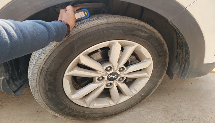 2015 Hyundai Creta SX PLUS 1.6 PETROL, Petrol, Manual, 1,00,773 km, tyre