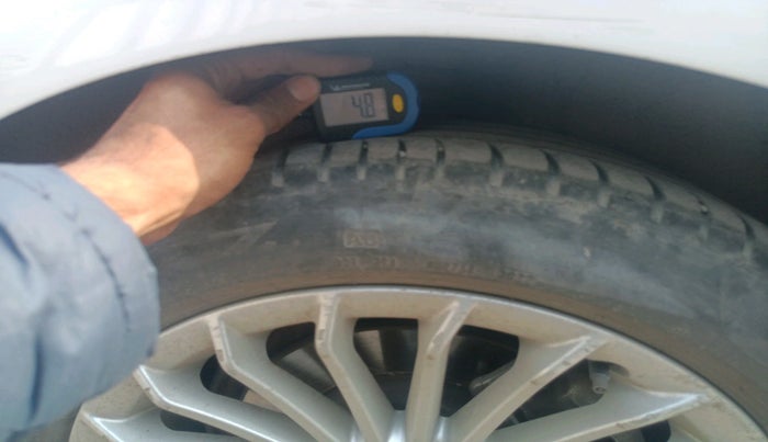 2015 Audi A4 35 TDI Multitronic, Diesel, Automatic, 1,31,001 km, tyre