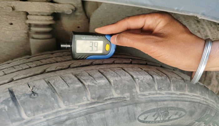 2022 KIA SELTOS HTE 1.5 DIESEL, Diesel, Manual, 49,255 km, tyre