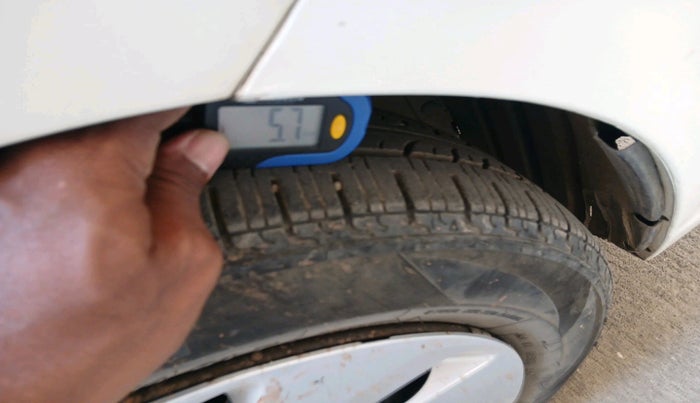 2020 Maruti Celerio VXI CNG, Petrol, Manual, 87,002 km, tyre