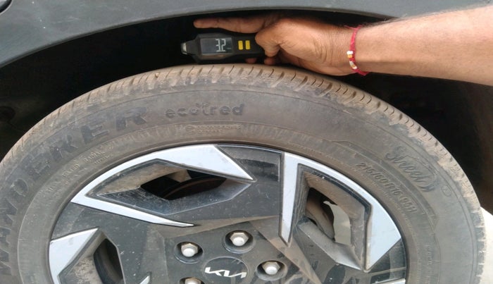 2024 KIA SONET HTX 1.5 AT, Diesel, Automatic, 83,408 km, tyre