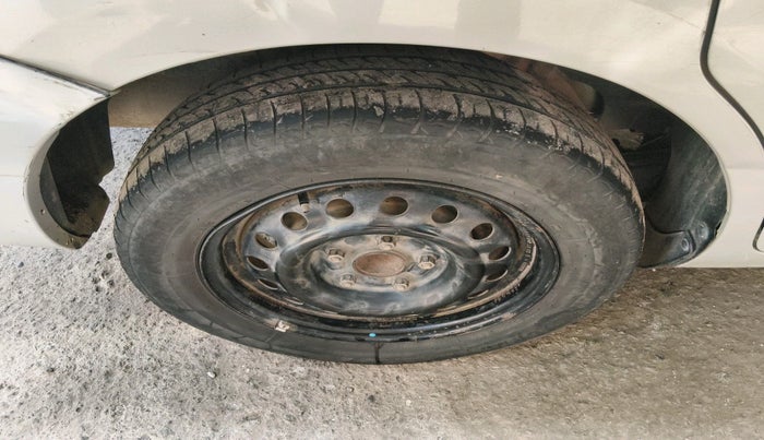 2022 Maruti Ertiga VXI CNG, CNG, Manual, 79,648 km, tyre