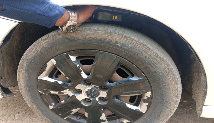 2012 Volkswagen Polo TRENDLINE 1.2L DIESEL, Diesel, Manual, 84,377 km, tyre