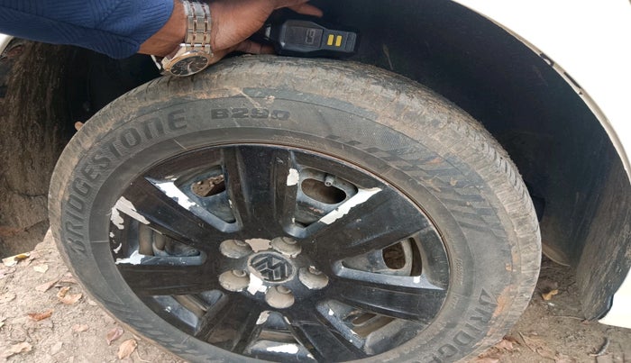 2012 Volkswagen Polo TRENDLINE 1.2L DIESEL, Diesel, Manual, 84,377 km, tyre