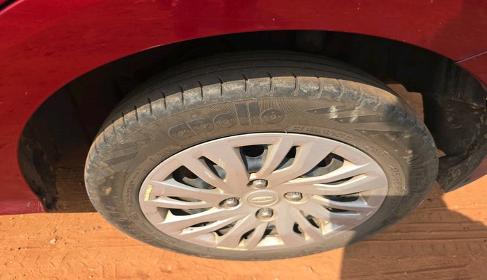 2019 Ford Figo Aspire TREND PLUS 1.2 PETROL, Petrol, Manual, 1,06,686 km, tyre