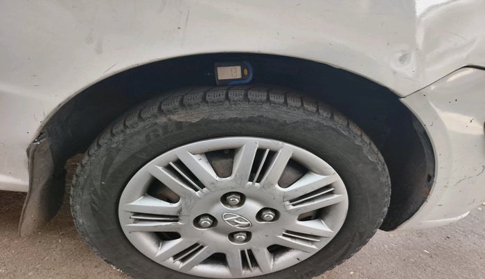 2012 Hyundai Santro Xing GLS, Petrol, Manual, 1,66,562 km, tyre