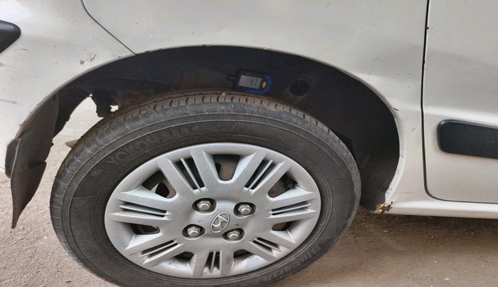 2012 Hyundai Santro Xing GLS, Petrol, Manual, 1,66,562 km, tyre