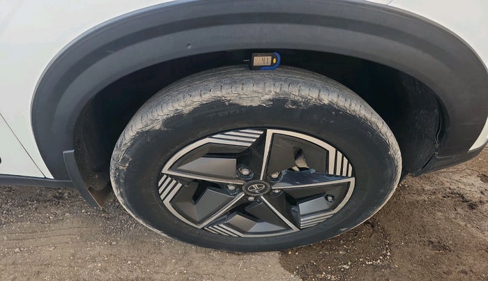 2023 Tata NEXON CREATIVE + 1.5 DIESEL, Diesel, Manual, 56,147 km, tyre