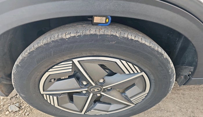 2023 Tata NEXON CREATIVE + 1.5 DIESEL, Diesel, Manual, 56,147 km, tyre