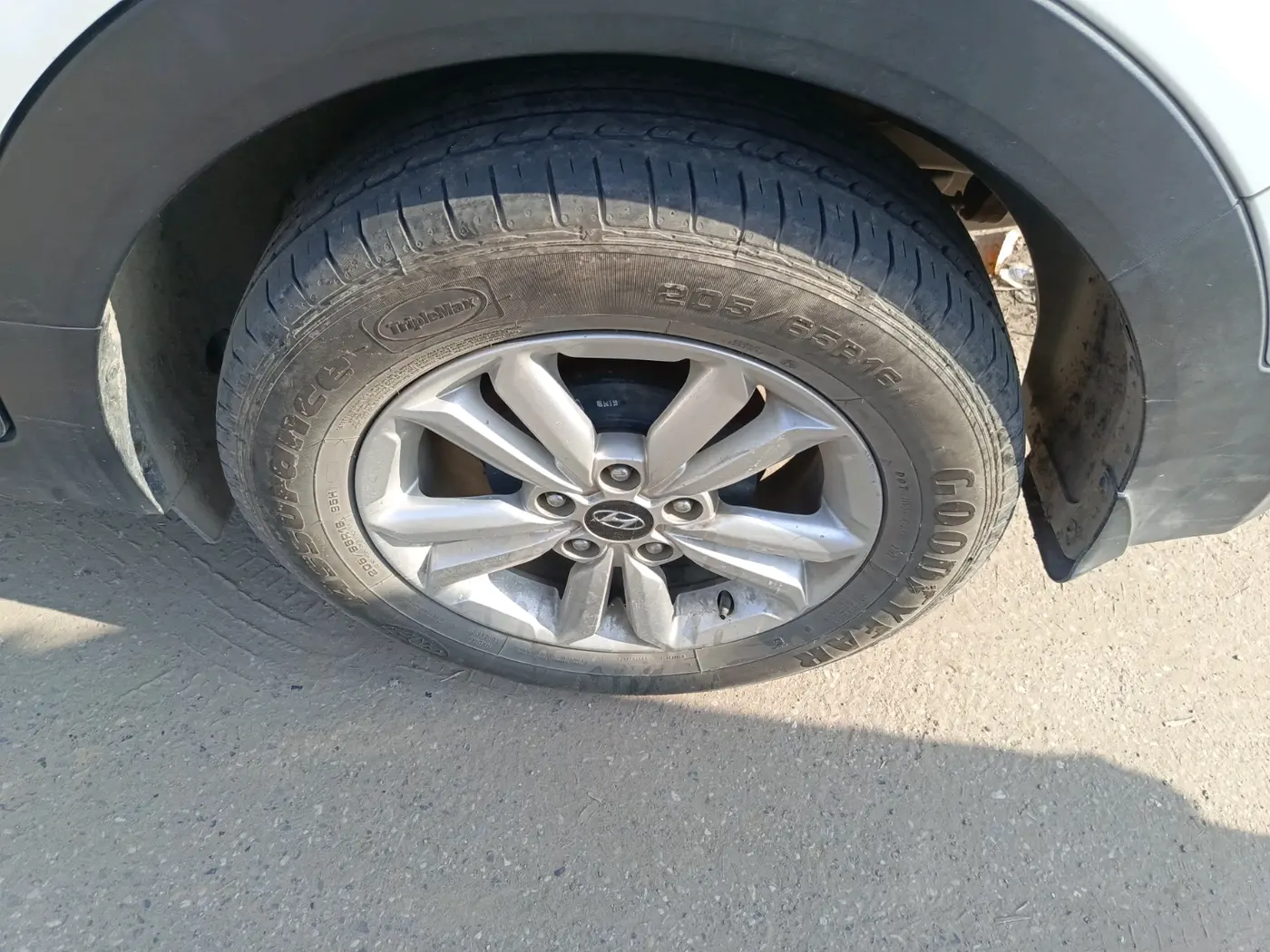2015 Hyundai Creta SX PLUS AT 1.6 DIESEL, Diesel, Automatic, 78,221 km, tyre