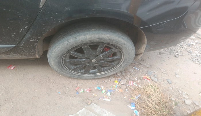 2012 Renault Fluence 1.5 E2, Diesel, Manual, 60,757 km, tyre