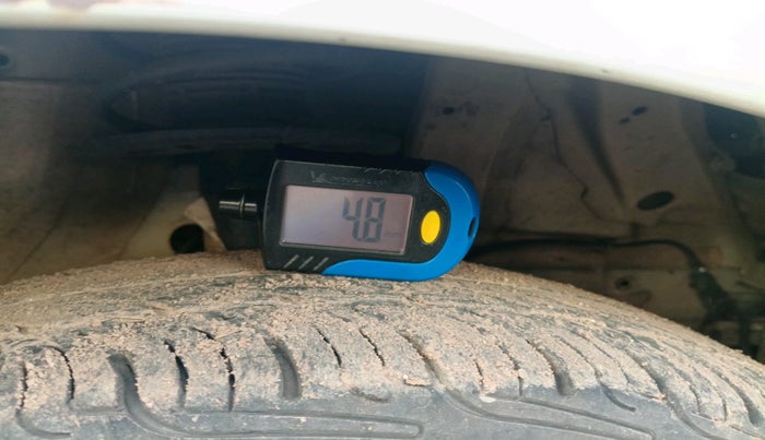 2021 Maruti Swift VXI, Petrol, Manual, 1,09,847 km, tyre