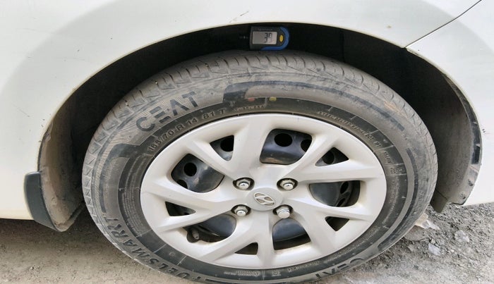 2019 Hyundai Grand i10 MAGNA 1.2 KAPPA VTVT, CNG, Manual, 77,000 km, tyre