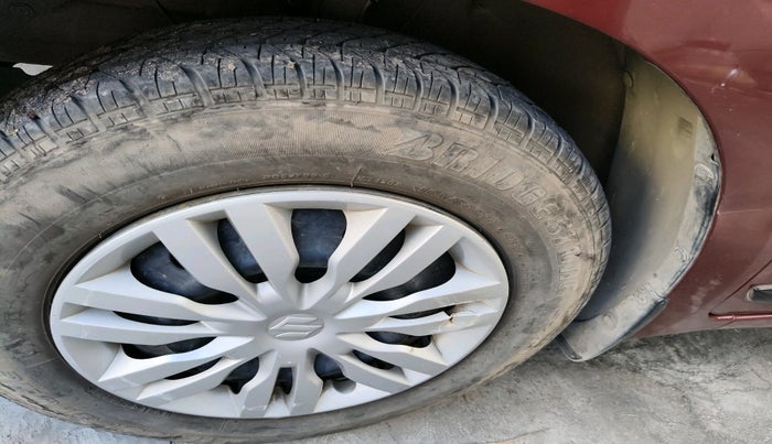 2018 Maruti Dzire VXI AMT, Petrol, Automatic, 65,489 km, tyre