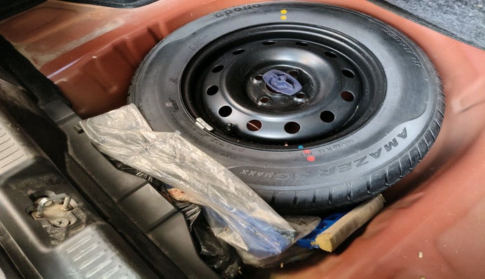 2018 Maruti Dzire VXI AMT, Petrol, Automatic, 65,489 km, tyre