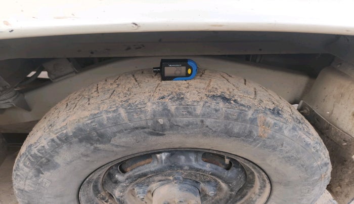 2014 Mahindra Bolero 2WD 7 SEATER, Diesel, Manual, 1,46,929 km, tyre