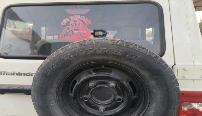 2014 Mahindra Bolero 2WD 7 SEATER, Diesel, Manual, 1,46,929 km, tyre