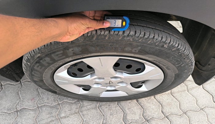 2024 Mahindra XUV 3XO MX3 1.2 L TCMPFi, Petrol, Manual, 13,496 km, tyre