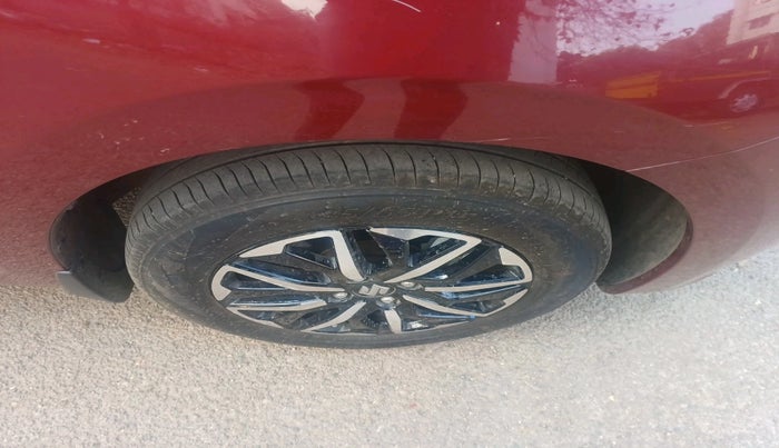 2025 Maruti Dzire ZXi Plus AMT, Petrol, Automatic, 6,796 km, tyre