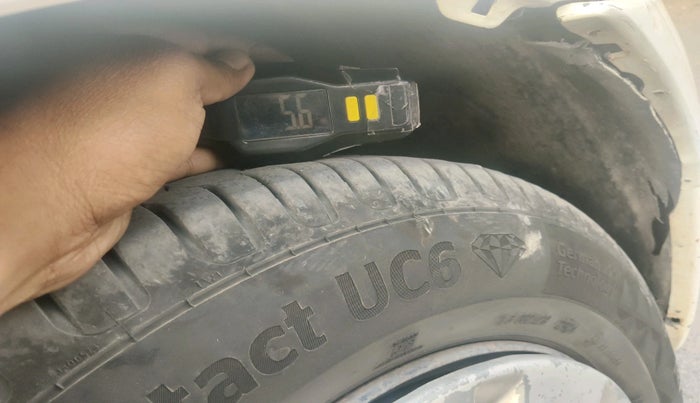 2012 Mahindra Verito 1.5 D6, Diesel, Manual, 2,53,442 km, tyre