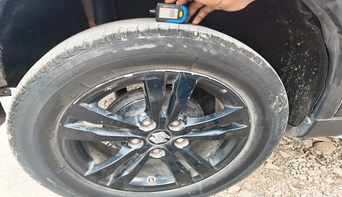 2016 Maruti Vitara Brezza ZDI PLUS DUAL TONE, Diesel, Manual, 1,06,657 km, tyre