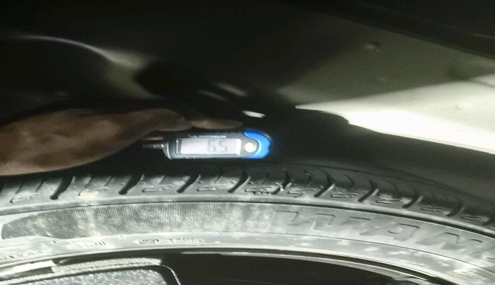 2021 Maruti Vitara Brezza VXI, Petrol, Manual, 15,590 km, tyre