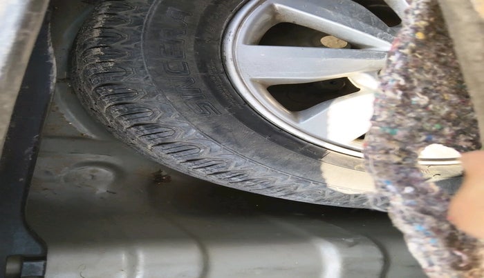 2013 Hyundai i20 SPORTZ 1.2, Petrol, Manual, 84,339 km, tyre