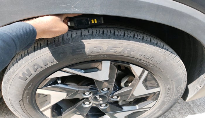 2023 KIA SONET X LINE 1.5 AT, Diesel, Automatic, 24,537 km, tyre